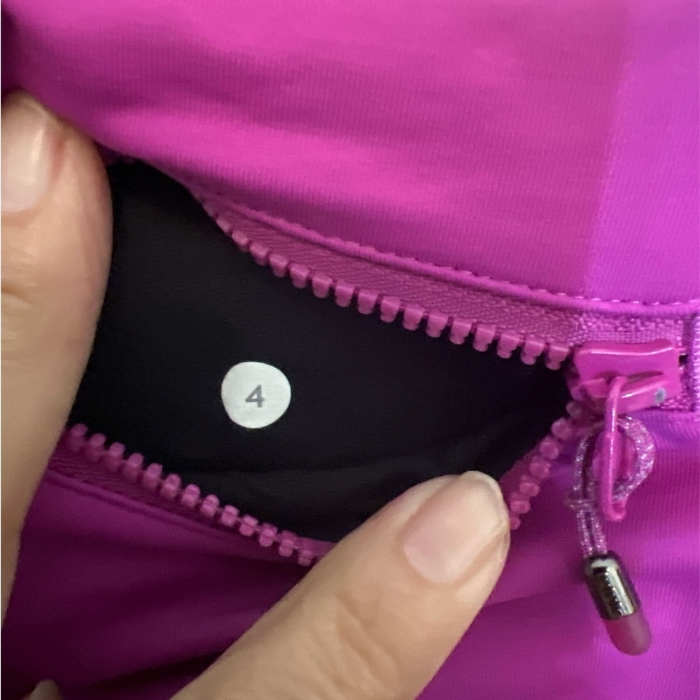‎Lululemon - Picture 5 of 8